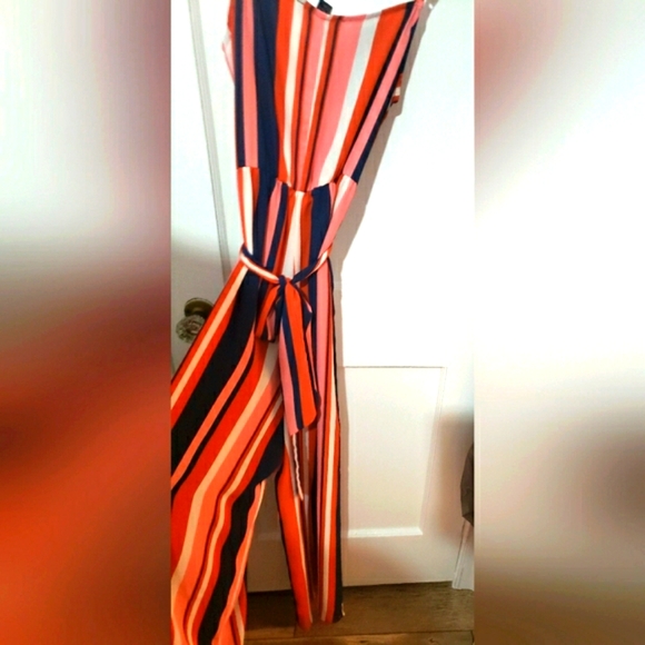 Size Small Multi Color One Piece Pants W /Spaghetti Straps ties around the waist - Picture 4 of 6